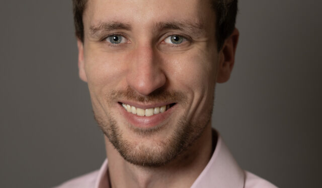 Tom Ellis DC, MChiro, BSc, MMCC, LRCC – Chiropractor Aylesbury